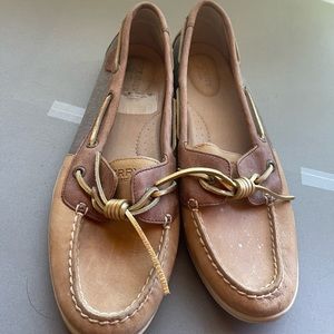 Sperry 3/$20
